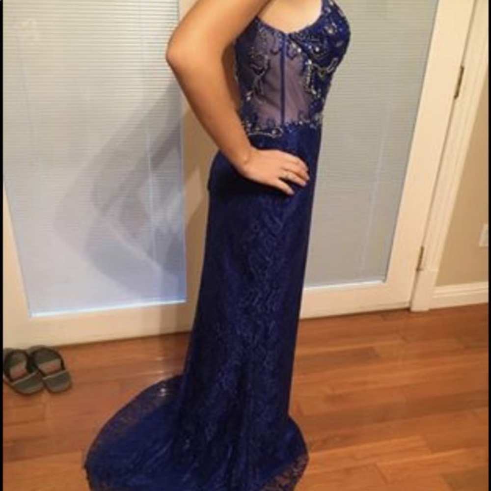 Prom dress - Picture 3 of 5